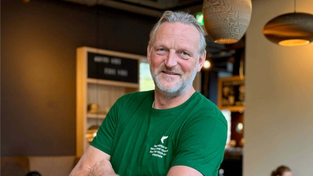 Bagels &amp; Beans Schouwburgplein reopens on 15 November with entrepreneur Frank Bosmans, bringing a refreshed interior and a renewed focus on hospitality.